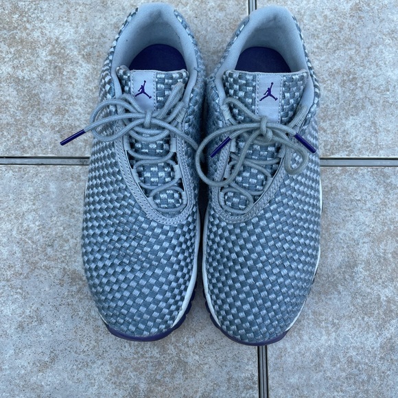 Jordan Future Low GS Wolf Grey - Picture 3 of 14
